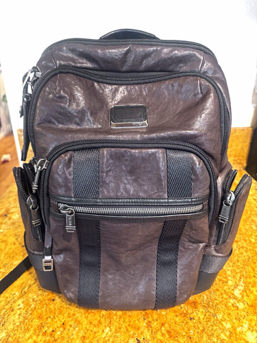 Tumi alpha bravo - -,